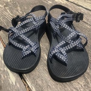 NEW Chacos Size 5 1/2